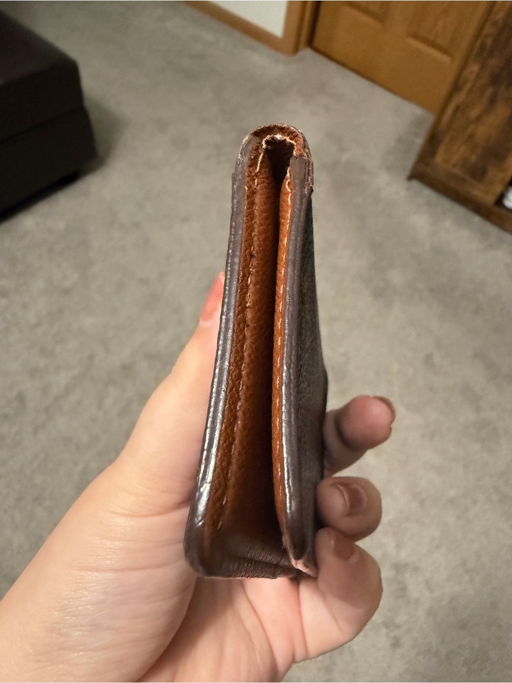 Pre-loved LV Monogram Card Holder / Pocket Organizer - Picture 5 of 10